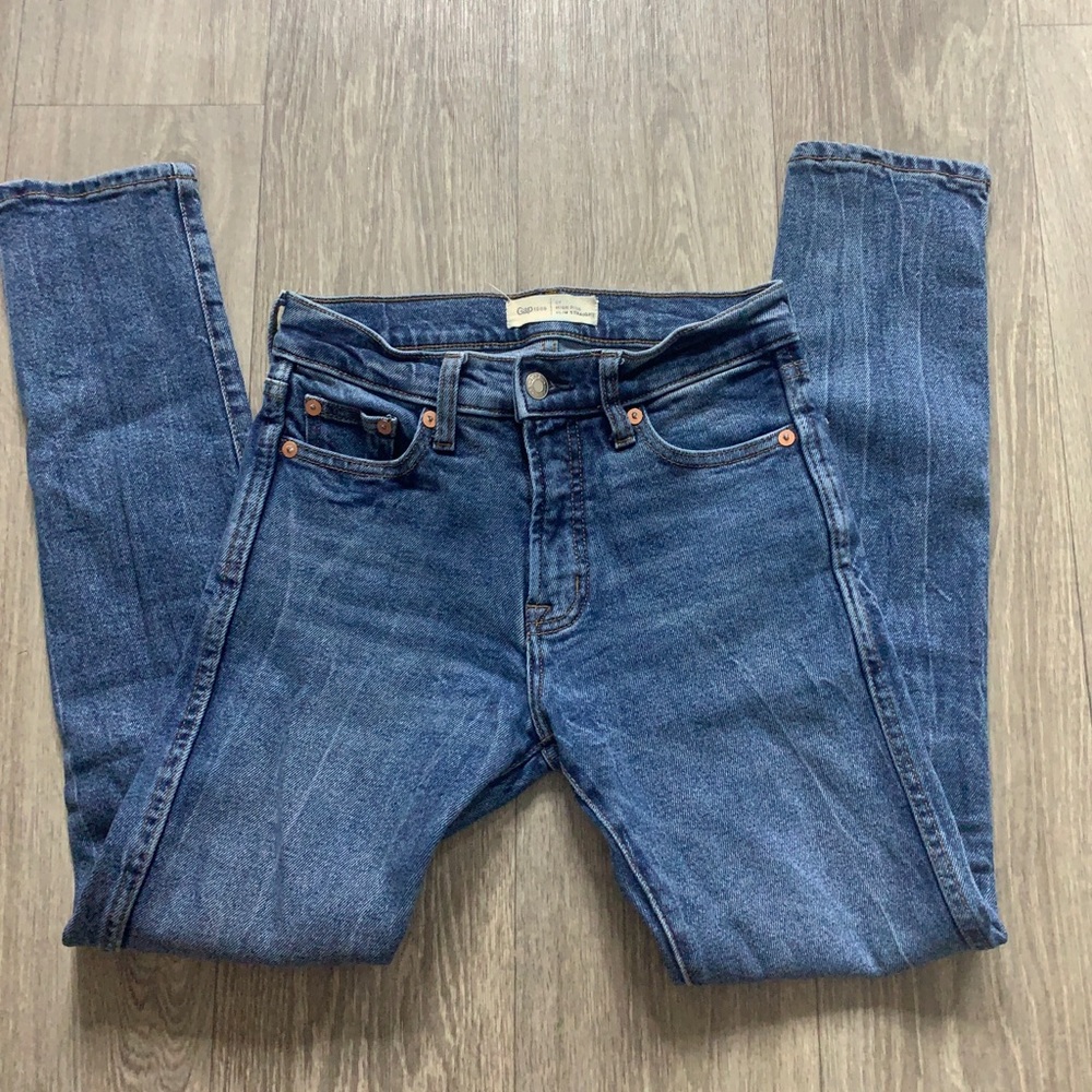 Gap high rise skinny jeans 👖
